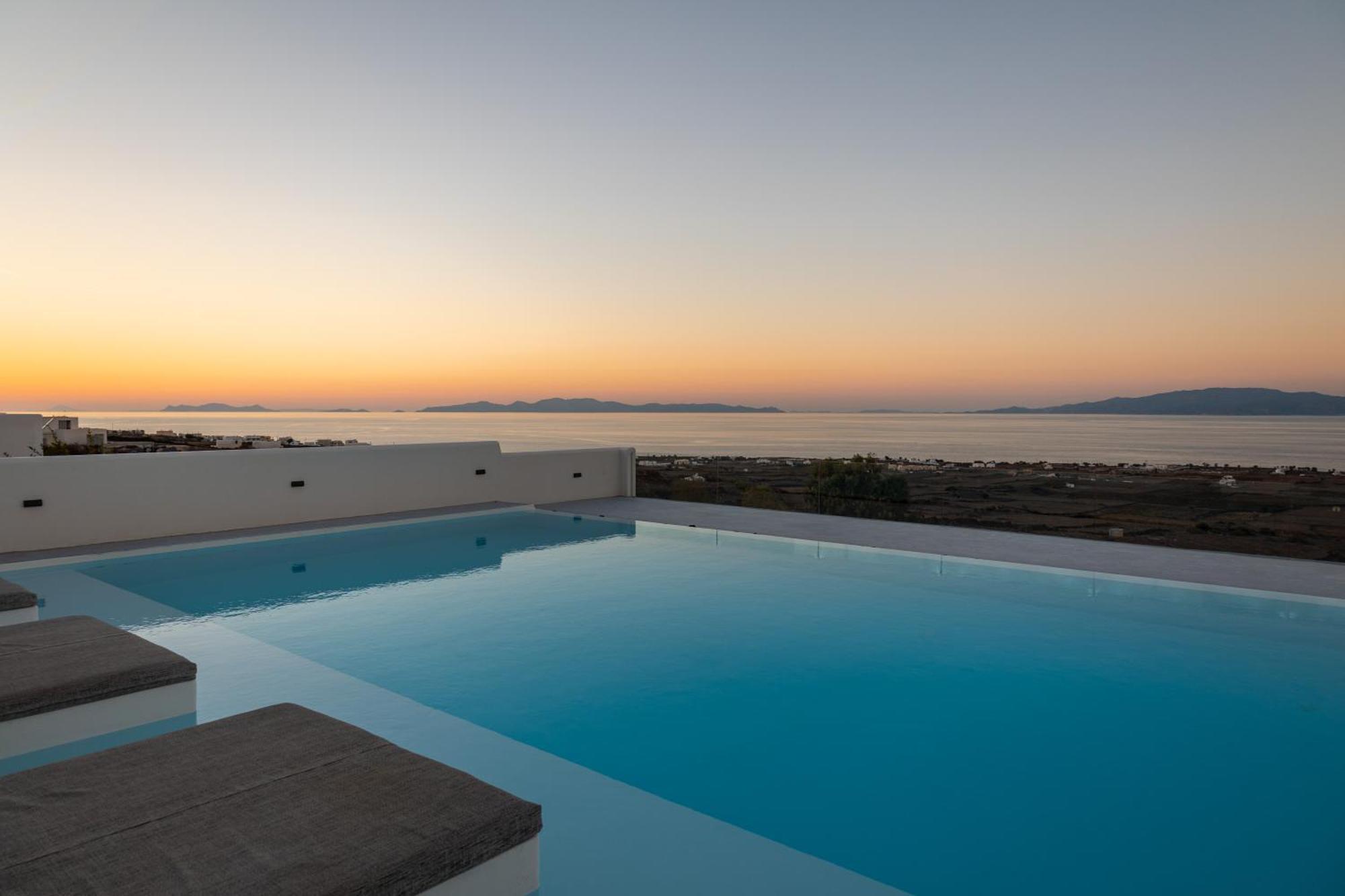 North Wind Luxury * Oia